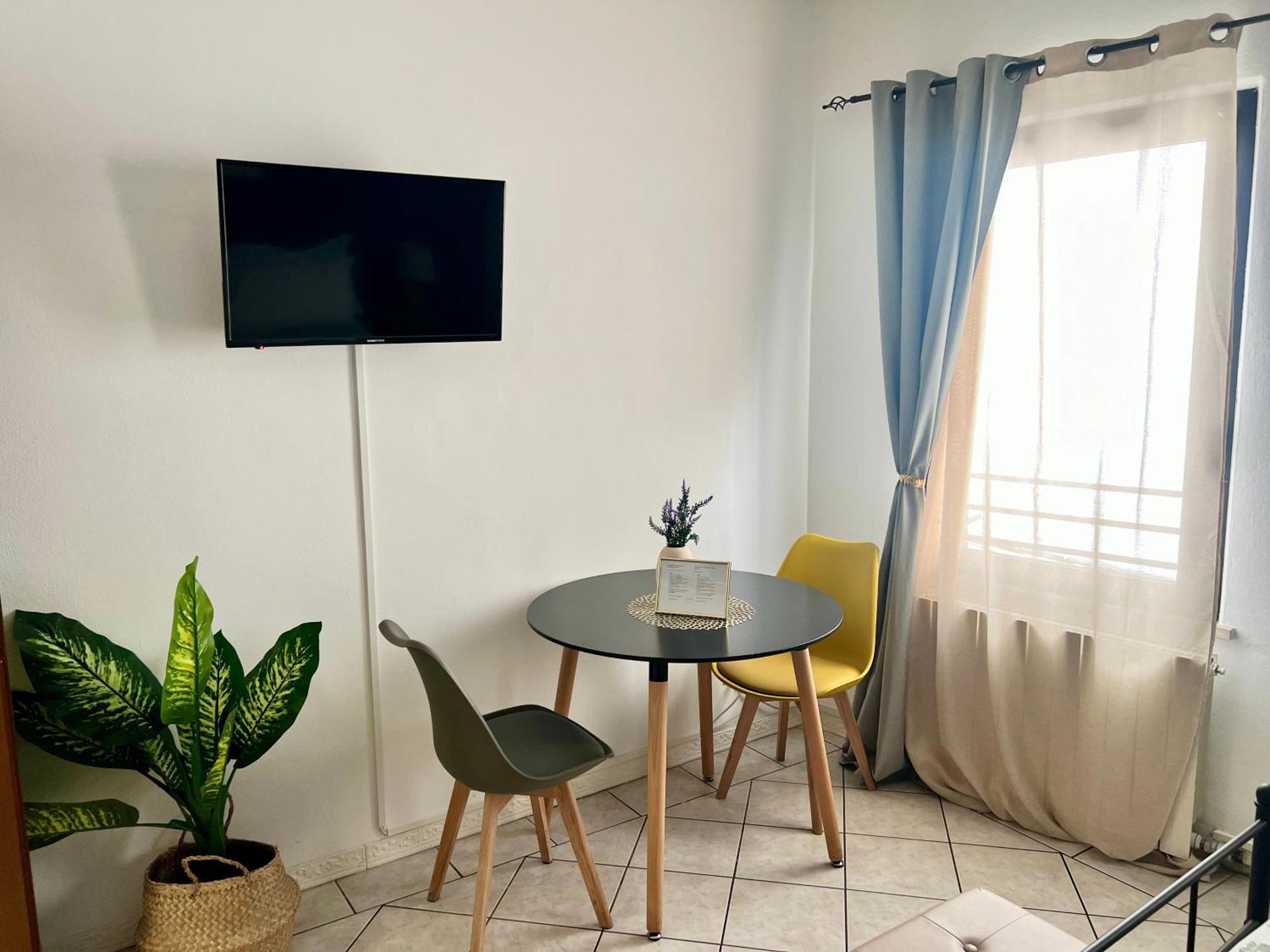 Verona Rooms Екстериор снимка